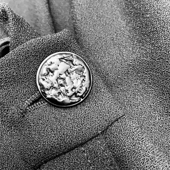 CHANEL BLACK PLEATED MID LENGTH SKIRT - Picture 5 of 5